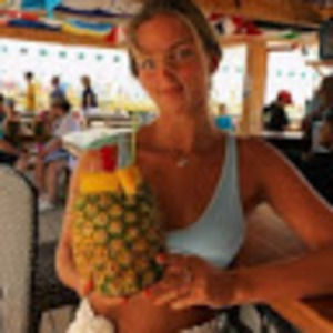 Meet your Posher, Lexie